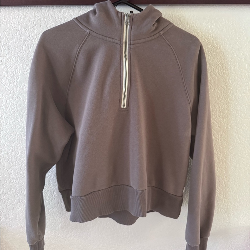 ‼️Vuori Cropped Restore Half-Zip Hoodie ‼️